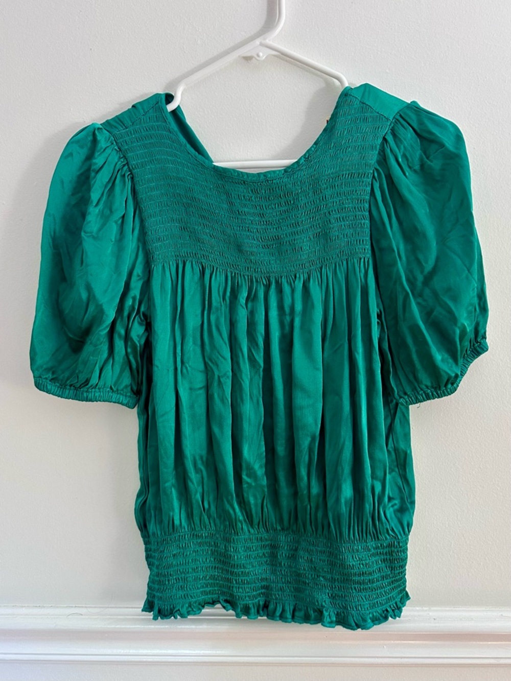 Stark X Emerald Green M top chic, glitzy, playful, bright